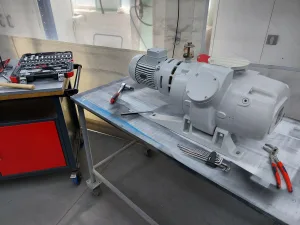 Leybold WAU 501 Wälzkolben-Vakuumpumpen